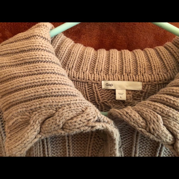 Gap sweater - Picture 3 of 4